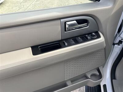 2012 Ford Expedition Limited Max   - Photo 8 - Topeka, KS 66608