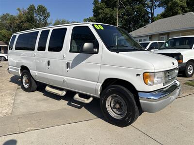 2000 Ford E-Series Van E-350 XLT SD   - Photo 5 - Topeka, KS 66608