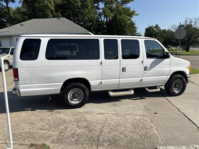 2000 Ford E-Series Van E-350 XLT SD   - Photo 4 - Topeka, KS 66608