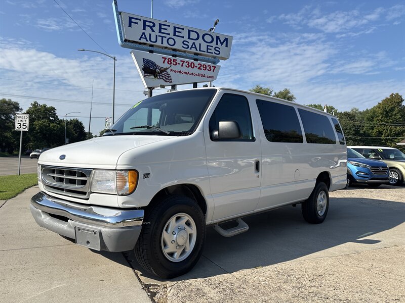 2000 Ford E-Series Van E-350 XLT SD  