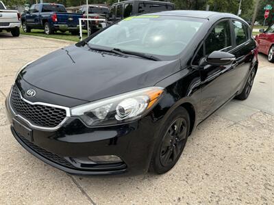 2016 Kia Forte5 LX   - Photo 2 - Topeka, KS 66608