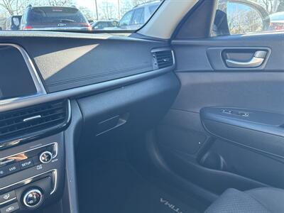 2018 Kia Optima LX   - Photo 22 - Topeka, KS 66608