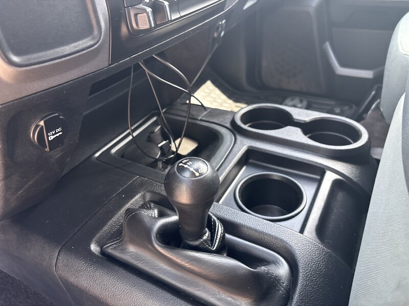 2014 RAM 2500 Tradesman   - Photo 17 - Topeka, KS 66608