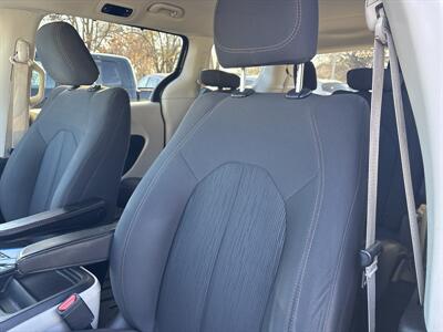 2017 Chrysler Pacifica Touring Plus - Photo 15 - Topeka, KS 66608