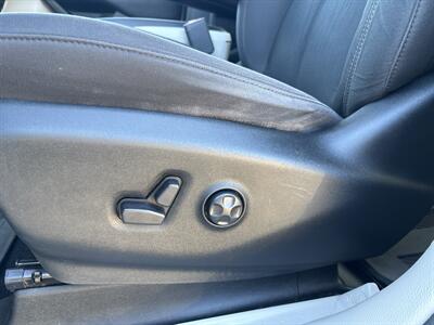 2017 Chrysler Pacifica Touring Plus - Photo 14 - Topeka, KS 66608