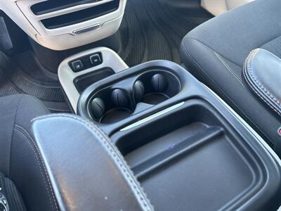 2017 Chrysler Pacifica Touring Plus - Photo 24 - Topeka, KS 66608