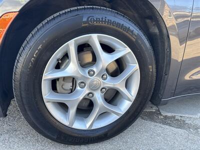 2017 Chrysler Pacifica Touring Plus - Photo 7 - Topeka, KS 66608