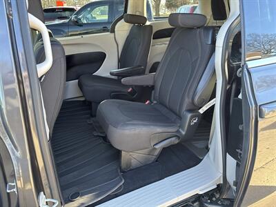 2017 Chrysler Pacifica Touring Plus - Photo 29 - Topeka, KS 66608