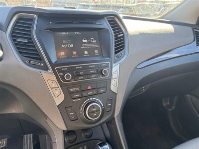 2017 Hyundai SANTA FE Sport 2.4L   - Photo 16 - Topeka, KS 66608