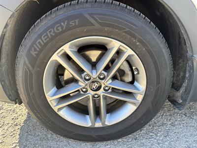 2017 Hyundai SANTA FE Sport 2.4L   - Photo 7 - Topeka, KS 66608