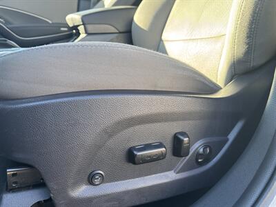 2017 Hyundai SANTA FE Sport 2.4L   - Photo 12 - Topeka, KS 66608