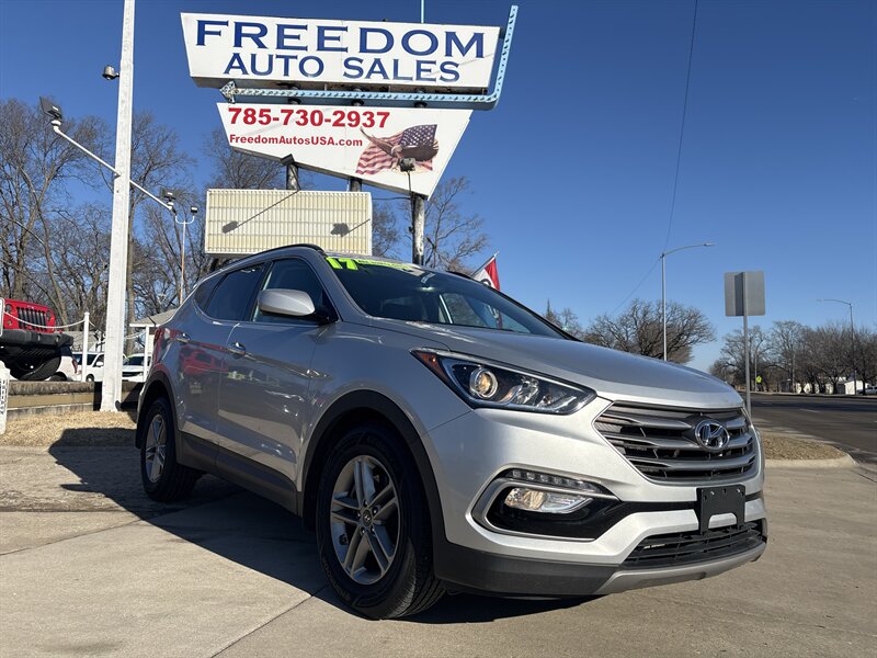 2017 Hyundai SANTA FE Sport 2.4L   - Photo 1 - Topeka, KS 66608