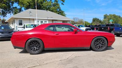 2016 Dodge Challenger 392 HEMI Scat Pack Shaker   - Photo 2 - Topeka, KS 66608