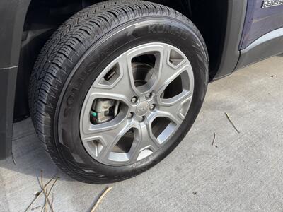 2019 Jeep Renegade Limited   - Photo 11 - Topeka, KS 66608