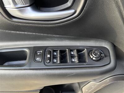 2019 Jeep Renegade Limited   - Photo 17 - Topeka, KS 66608