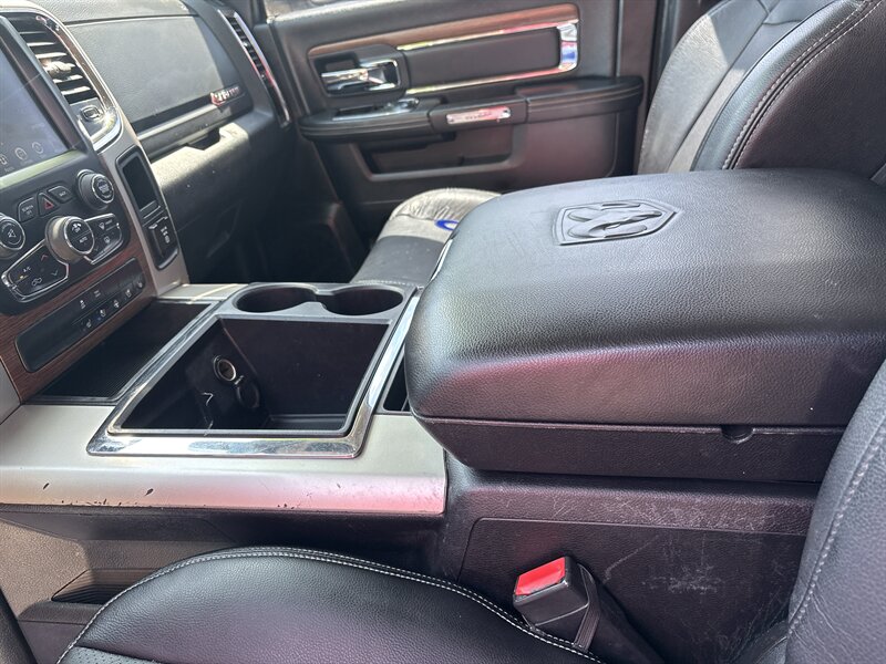 2015 RAM 1500 Laramie - Photo 18 - Topeka, KS 66608