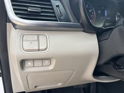 2016 Kia Optima EX - Photo 14 - Topeka, KS 66608