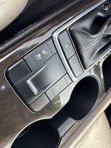 2016 Kia Optima EX - Photo 17 - Topeka, KS 66608