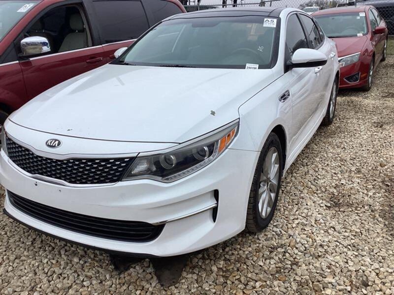2016 Kia Optima EX   - Photo 1 - Topeka, KS 66608