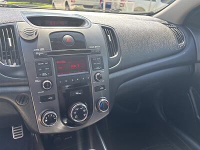 2011 Kia Forte SX - Photo 18 - Topeka, KS 66608