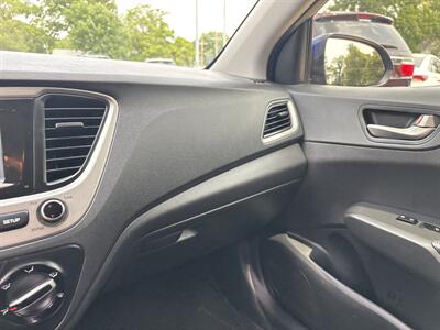 2020 Hyundai Accent SE   - Photo 26 - Topeka, KS 66608