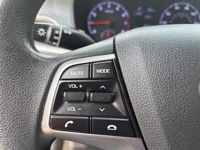 2020 Hyundai Accent SE   - Photo 20 - Topeka, KS 66608