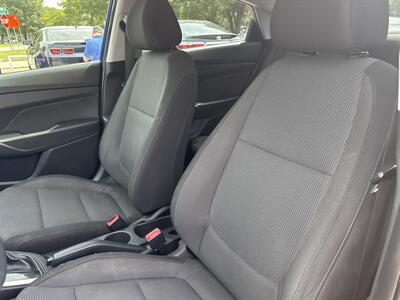 2020 Hyundai Accent SE   - Photo 17 - Topeka, KS 66608