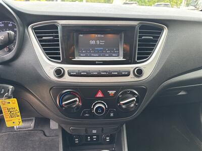 2020 Hyundai Accent SE   - Photo 23 - Topeka, KS 66608