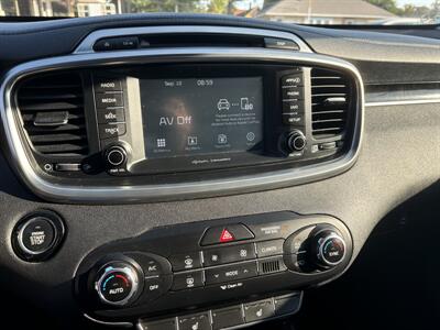 2018 Kia Sorento EX V6   - Photo 22 - Topeka, KS 66608