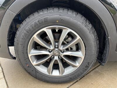 2017 Hyundai SANTA FE SE   - Photo 8 - Topeka, KS 66608