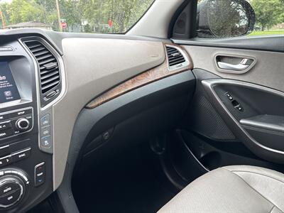 2017 Hyundai SANTA FE SE   - Photo 26 - Topeka, KS 66608