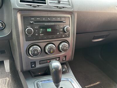 2013 Dodge Challenger R/T   - Photo 21 - Topeka, KS 66608