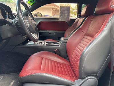 2013 Dodge Challenger R/T   - Photo 17 - Topeka, KS 66608