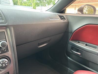 2013 Dodge Challenger R/T   - Photo 23 - Topeka, KS 66608