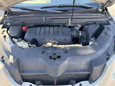 2012 Buick Enclave Leather   - Photo 12 - Topeka, KS 66608