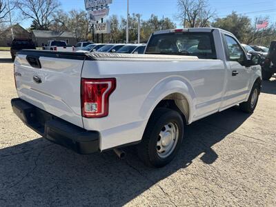 2017 Ford F-150 XL   - Photo 8 - Topeka, KS 66608