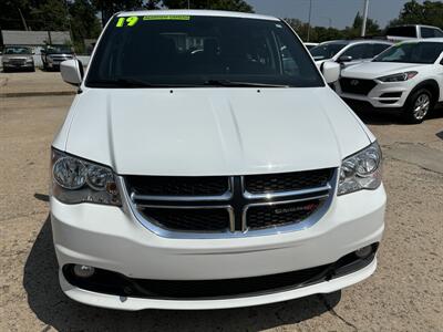 2019 Dodge Grand Caravan SXT   - Photo 7 - Topeka, KS 66608