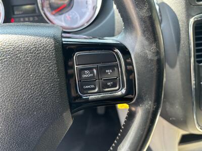 2019 Dodge Grand Caravan SXT   - Photo 22 - Topeka, KS 66608