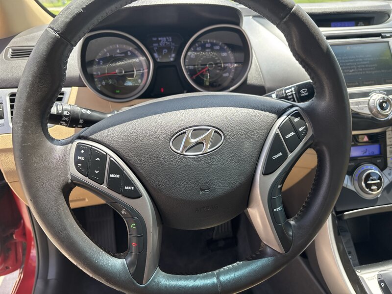 2013 Hyundai ELANTRA GLS   - Photo 16 - Topeka, KS 66608