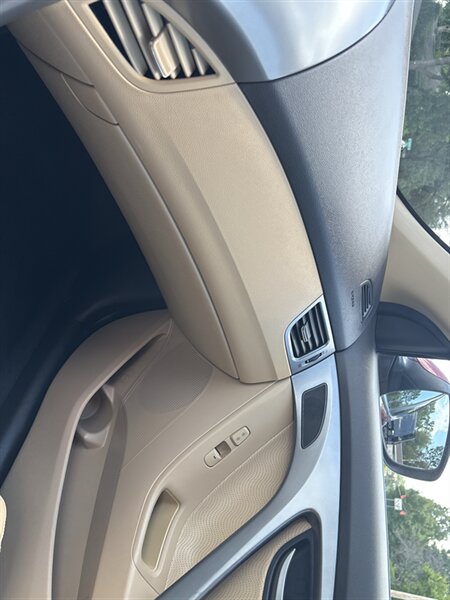 2013 Hyundai ELANTRA GLS   - Photo 21 - Topeka, KS 66608