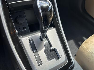 2013 Hyundai ELANTRA GLS - Photo 19 - Topeka, KS 66608