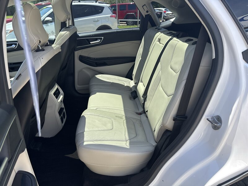 2016 Ford Edge Titanium - Photo 18 - Topeka, KS 66608