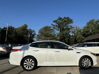 2016 Kia Optima EX   - Photo 5 - Topeka, KS 66608