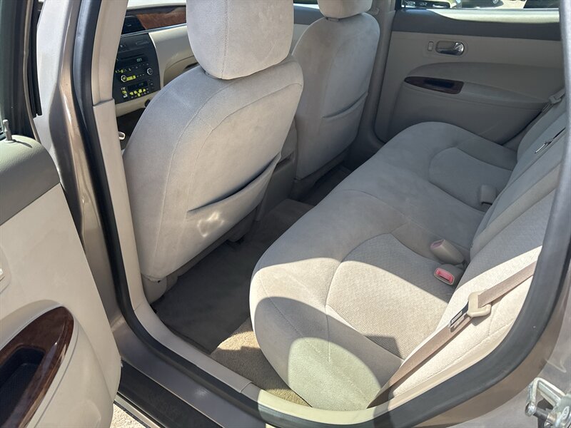 2006 Buick LaCrosse CX   - Photo 20 - Topeka, KS 66608