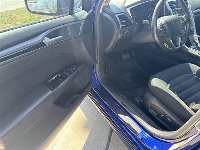 2015 Ford Fusion SE   - Photo 10 - Topeka, KS 66608
