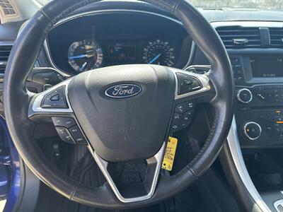 2015 Ford Fusion SE   - Photo 14 - Topeka, KS 66608