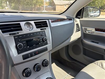 2008 Chrysler Sebring Limited - Photo 17 - Topeka, KS 66608