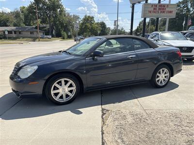 2008 Chrysler Sebring Limited - Photo 2 - Topeka, KS 66608