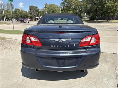 2008 Chrysler Sebring Limited - Photo 4 - Topeka, KS 66608
