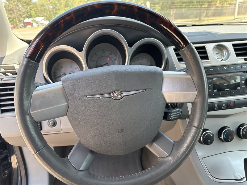 2008 Chrysler Sebring Limited   - Photo 15 - Topeka, KS 66608